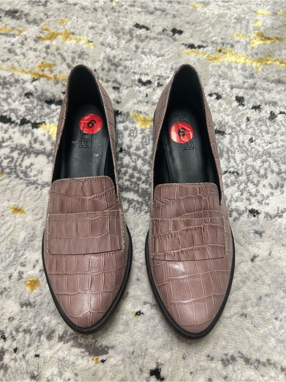 M4D3 Croc Embossed Leather Loafers Mauve Size 6 Made in Brazil